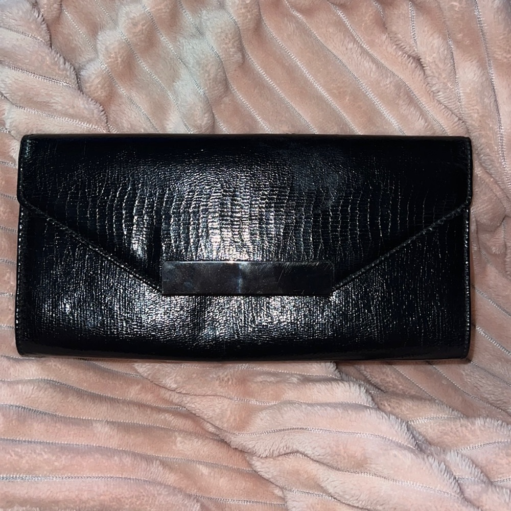 ALDO ENVELOPE CLUTCH PURSE! + FREE GUFT WITH PURCHASE!